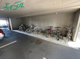 近鉄四日市駅 徒歩9分 7階の物件外観写真